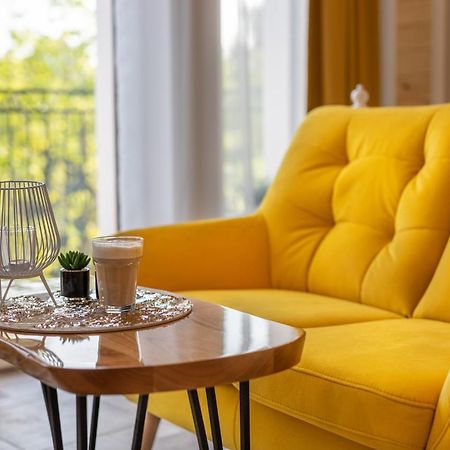 Villa Kasztelan Apartamenty Ustrzyki Dolne Extérieur photo