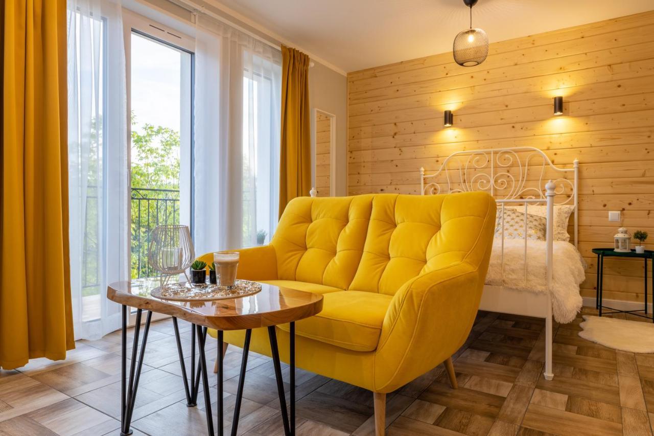 Villa Kasztelan Apartamenty Ustrzyki Dolne Extérieur photo